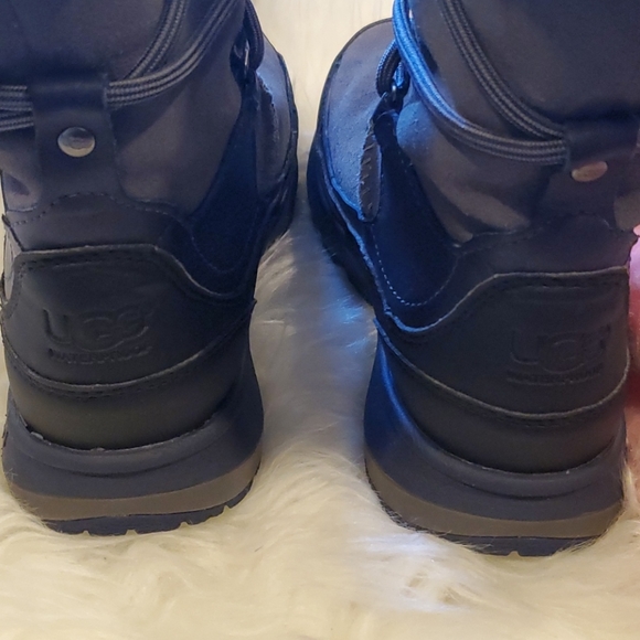 UGG Waterproof Orellen winter boot gray EUC 5.5 - Picture 4 of 14